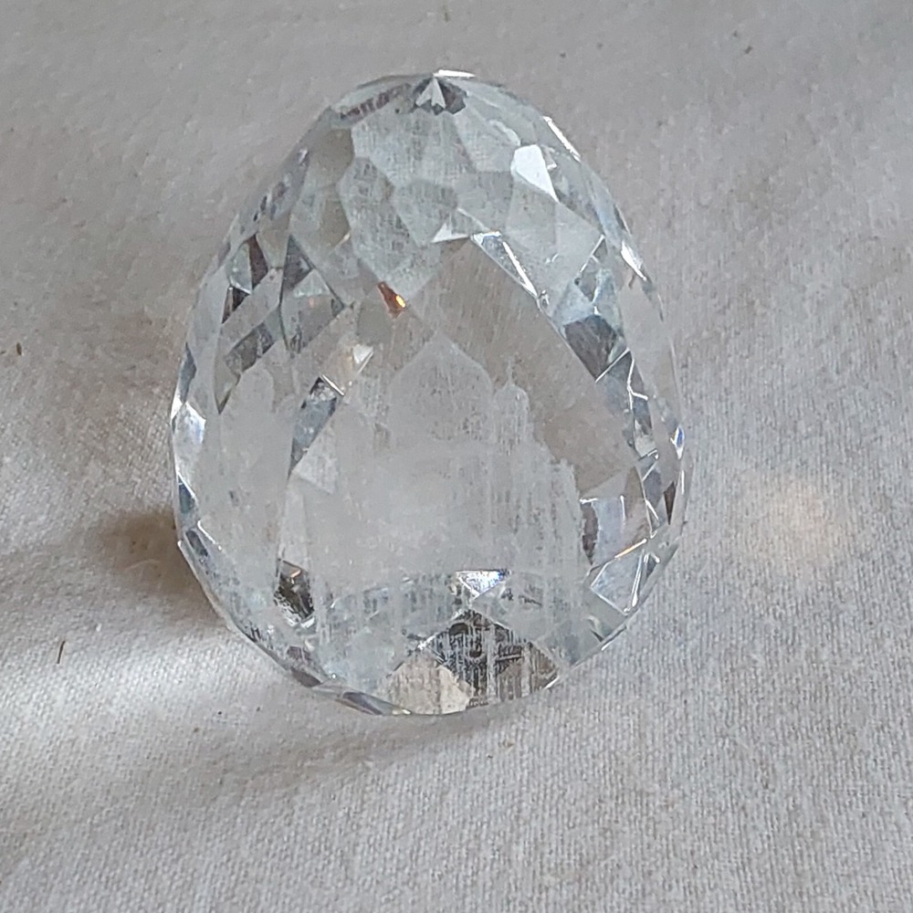 Glass Etched Saint Basil Cathedral Paperweight - Clear Glass Souvenir Decor